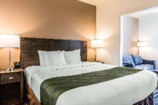 Mission Valley Hotel | Ramada Suites by Wyndham San Diego Hotel Circle Area