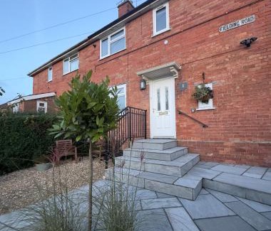 Yeovil Apartment | Red Brick House