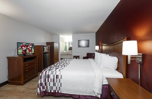Dothan Hotel | Red Roof Inn Dothan