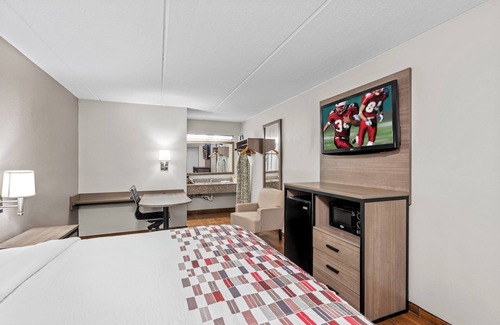 Greater Belhaven Hotel | Red Roof Inn Jackson Downtown - Fairgrounds