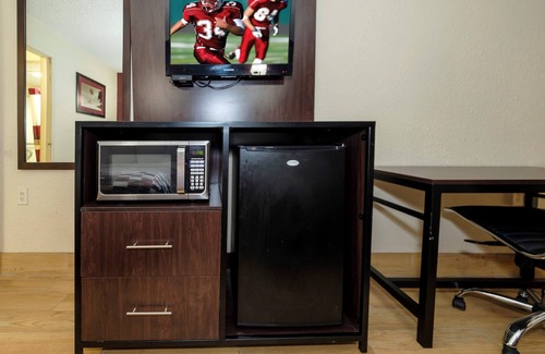 Harvey Hotel | Red Roof Inn New Orleans - Westbank