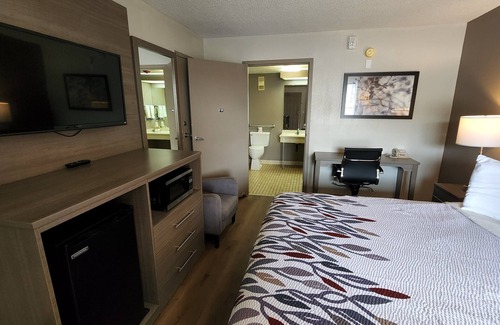 Perry Hotel | Red Roof Inn Perry