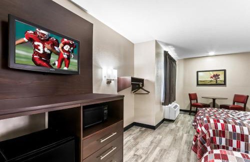 Deer Valley Hotel | Red Roof Inn Phoenix North - I-17 at Bell Rd