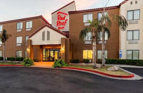 Deer Valley Hotel | Red Roof Inn Phoenix North - I-17 at Bell Rd