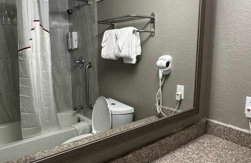 Richmond Hotel | Red Roof Inn Richmond, VA – W Broad St