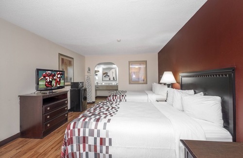 Oxford Hotel | Red Roof Inn & Suites Oxford