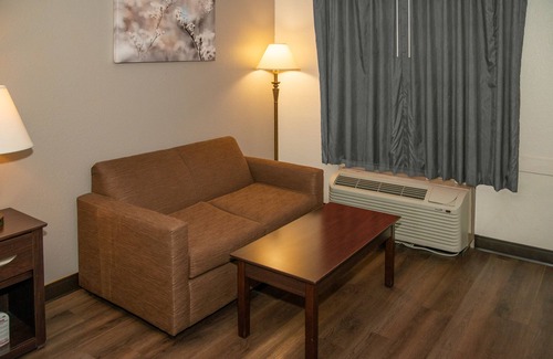 Tallahassee Hotel | Red Roof Inn Tallahassee East