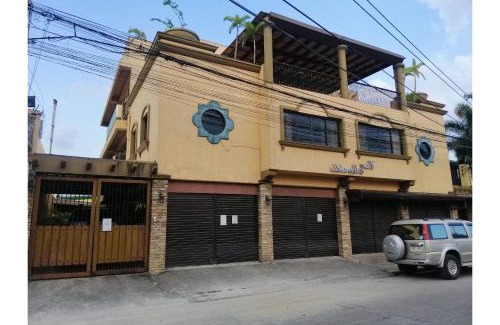 Bacolod Hotel | RedDoorz at Casa Marabella Villamonte Bacolod City