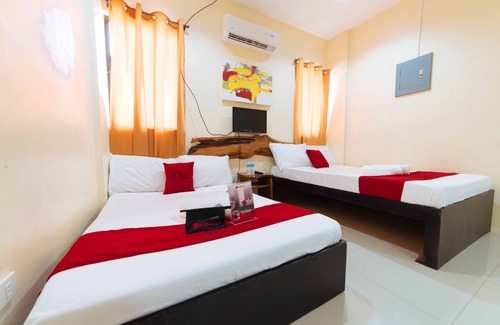 Bacolod House | RedDoorz near New Government Center