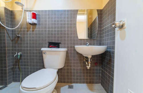 Bacolod House | RedDoorz near New Government Center