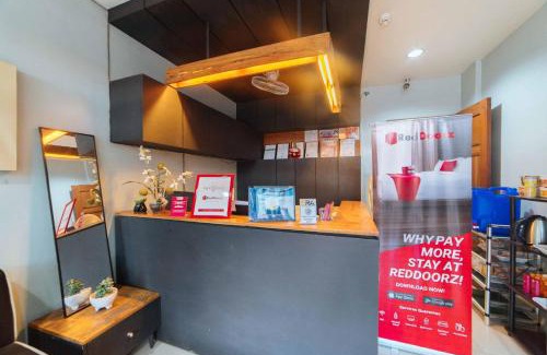 Bacolod Hotel | RedDoorz near New Government Center