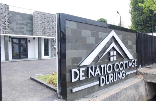 Medan House | RedDoorz Plus near UNIMED Medan