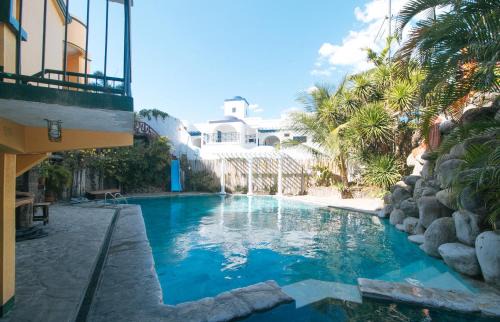 Pansol Hotel | RedDoorz @ Yahweh Spring Retreat & Resort Laguna
