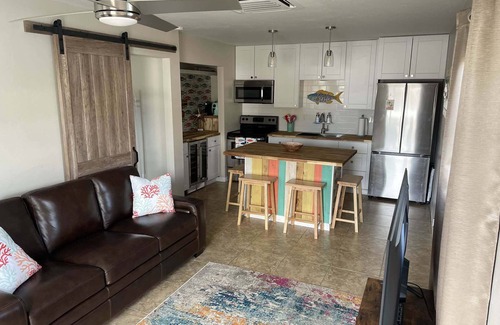 Saint James City Cabin | Redfish @ 2 Fish Inn Waterfront Location