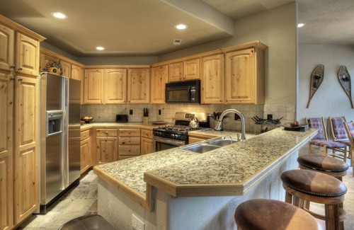 Kimball Junction Condo | Reduced Spring Rate.Convenient Location. 5starReviews. 3 Bed, 2 Bath with Views