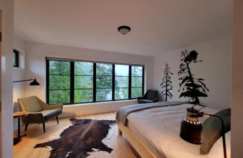 Ucluelet Resort | Reef Point Cottages
