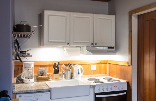 Ucluelet Cottage | Reef Point Cottages
