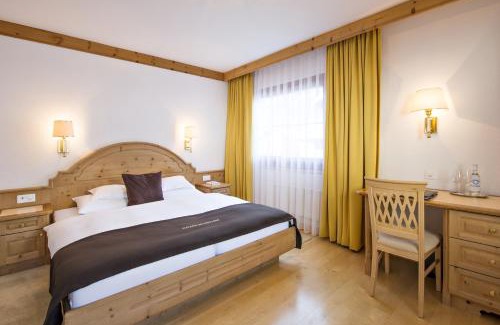 Ravaisch Hotel | Relais & Châteaux Chasa Montana