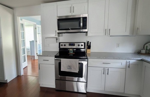 Faribault House | Relax and have fun all year-round at Casita Rosita on Roberds Lake.