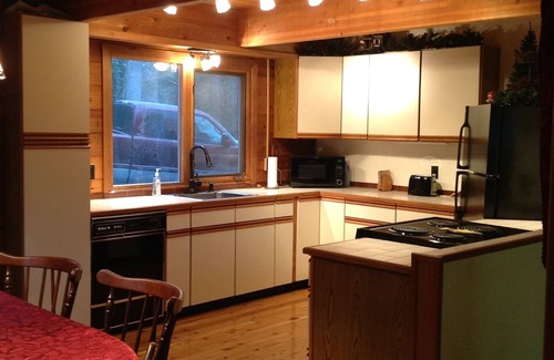 Mineral Cabin | Relaxing Waterfront Home/Access to Marinas & Restaurants