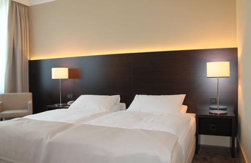 West Hotel | relexa Hotel Airport Düsseldorf - Ratingen