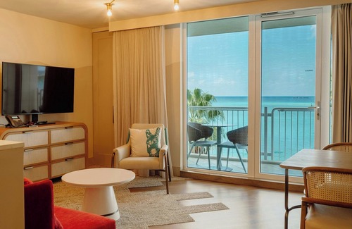Oranjestad Resort | Renaissance Wind Creek Aruba Resort