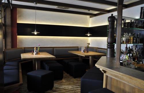 Neuhaus am Rennweg Hotel | Rennsteighotel Herrnberger Hof