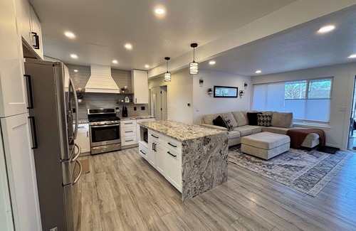 Virginia Village House | Renovated 3-bedroom house in Cherry Creek