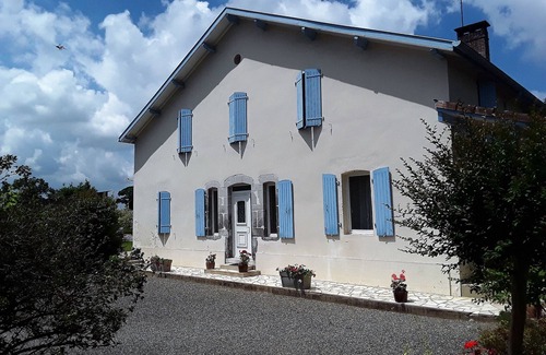 Clermont House | Rentals for 2 to 8 people for vacations, spa treatments, business stays