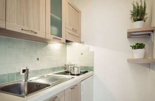 Mareo Apartment | Residence Corn - Standard Apartment 8 with Mountain View, Jacuzzi, Wi-Fi & Balcony