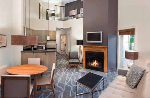 Mont-Tremblant Pedestrian Village Hotel | Residence Inn by Marriott Mont Tremblant Manoir Labelle