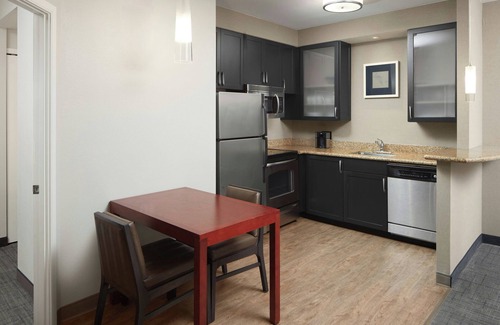 Court House Hotel | Residence Inn by Marriott Arlington Courthouse