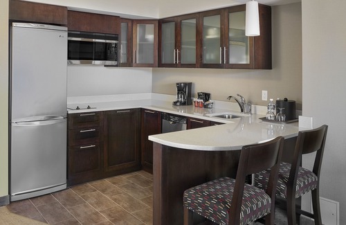 Downtown Vancouver Hotel | Residence Inn by Marriott Vancouver Downtown