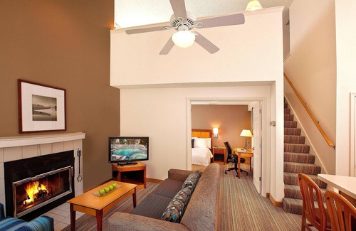 Lake Forest Hotel | Residence Inn by Marriott Lake Oswego