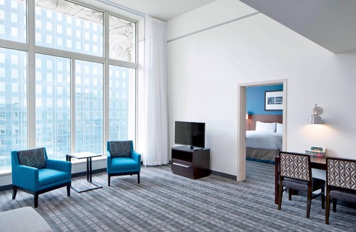 Westown Hotel | Residence Inn Milwaukee Downtown by Marriott