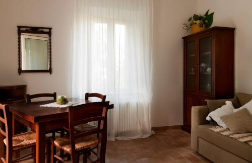 San Baronto Apartment | Residence Montefiore