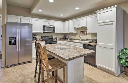 Laguna Vista House | Resort Getaway ~ 11 Mi to South Padre Island!
