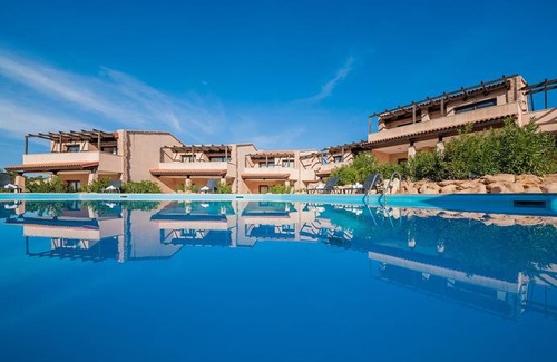 Costa Paradiso Resort | Resort Gravina - Costa Paradiso