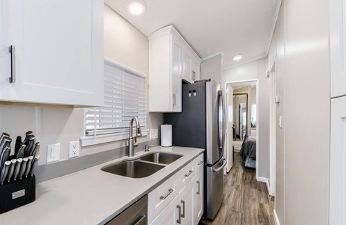 Carriage Manor House | Resort Living in this fully remodeled park home in Carriage Manor
