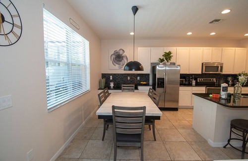 Seasons House | Resort Townhome 4BR, Private Pool, Near Disney
