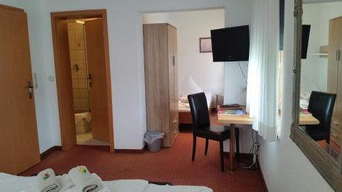 Stolpen House | Restaurant und Pension Zur Puppenstube