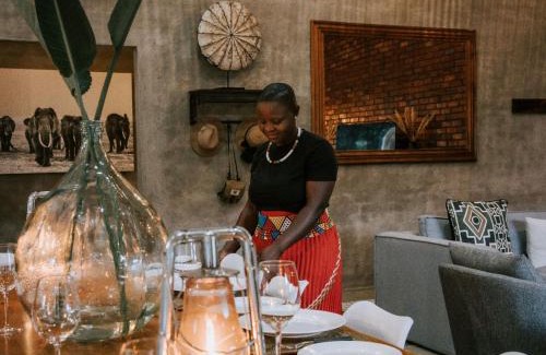 Thorny Bush Game Reserve Villa | Rhino's Rest Private Luxury Villa