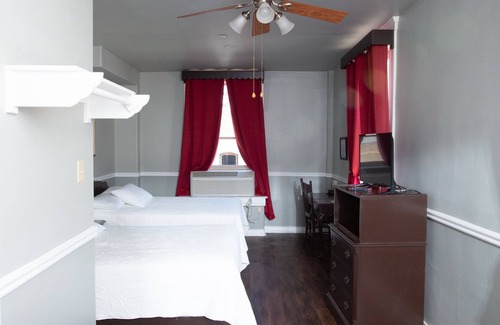 Western Division Hotel | Rialto Hotel
