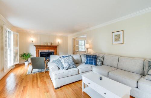North Chesterfield House | Richmond Vacation Rental about 10 Mi to Downtown!