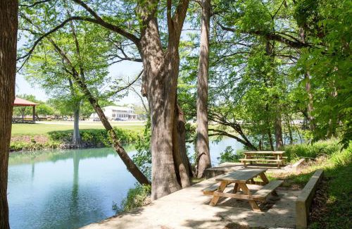 Gruene Apartment | Rio Hacienda VG 306