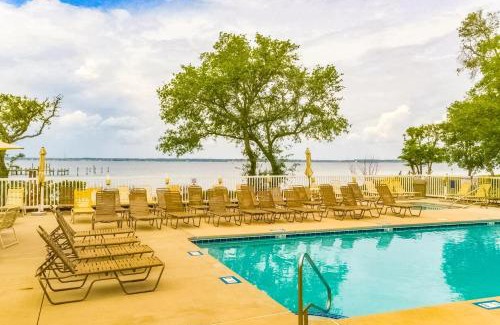 Indian Beach Apartment | Rising Tide
