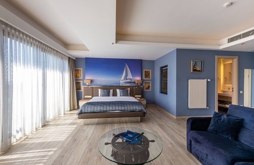 Moda Hotel | Riva's Moda