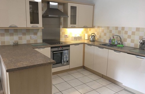 St Neots Apartment | River Ground Floor Apartment - 96 Skipper way