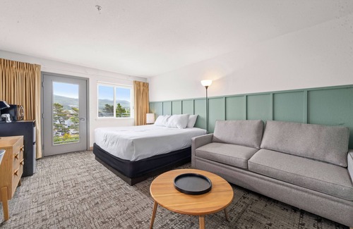 Seaside Hotel | River Inn at Seaside