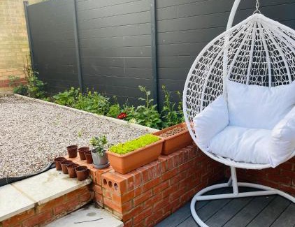 Island Gardens House | Riverside Studio Apartment Docklands E14